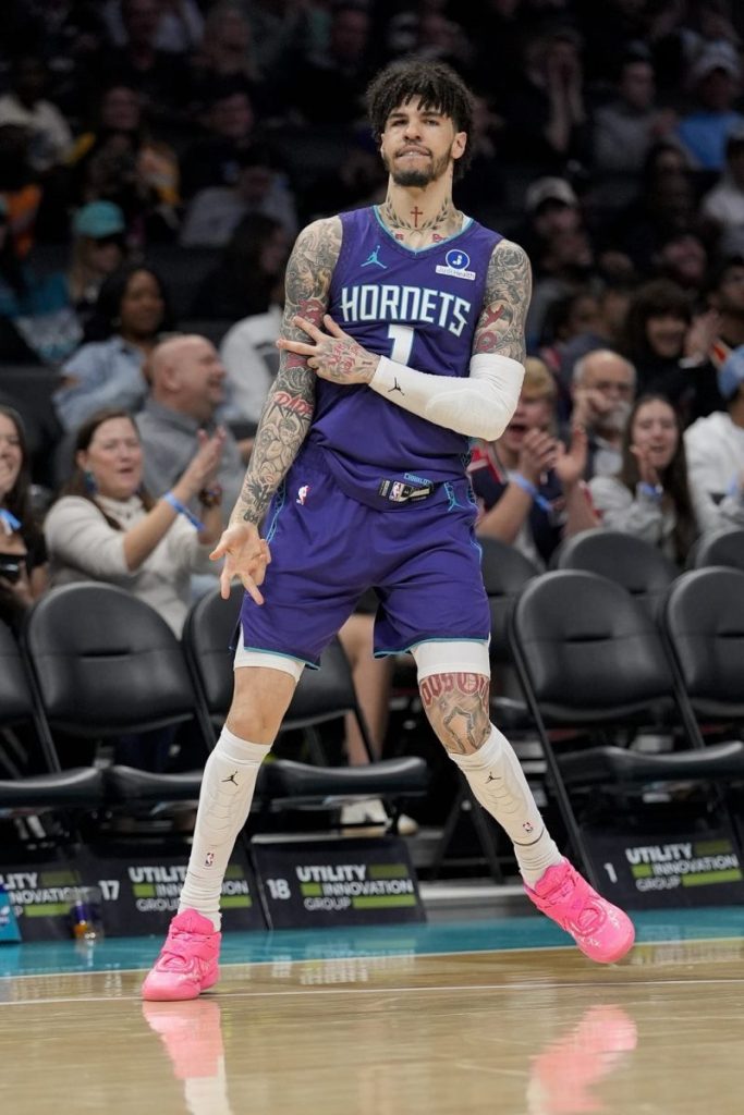 NBA star LaMelo Ball involved in car crash in Charlotte: What we know